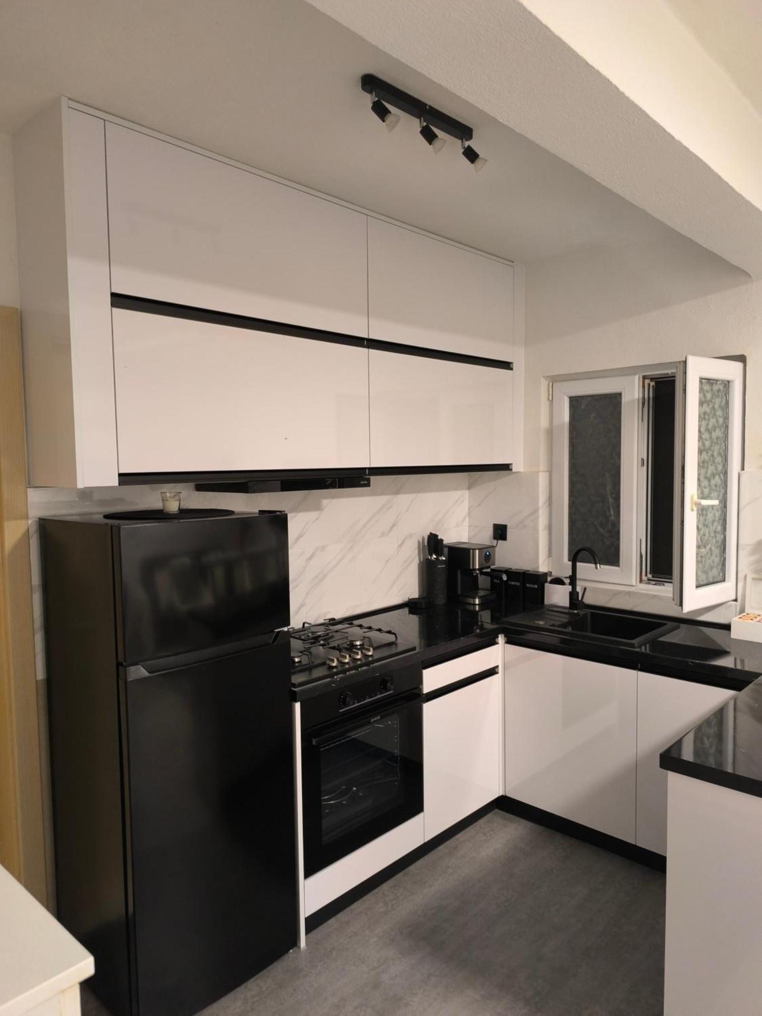 Apartman Rex Svinisce Zewnętrze zdjęcie