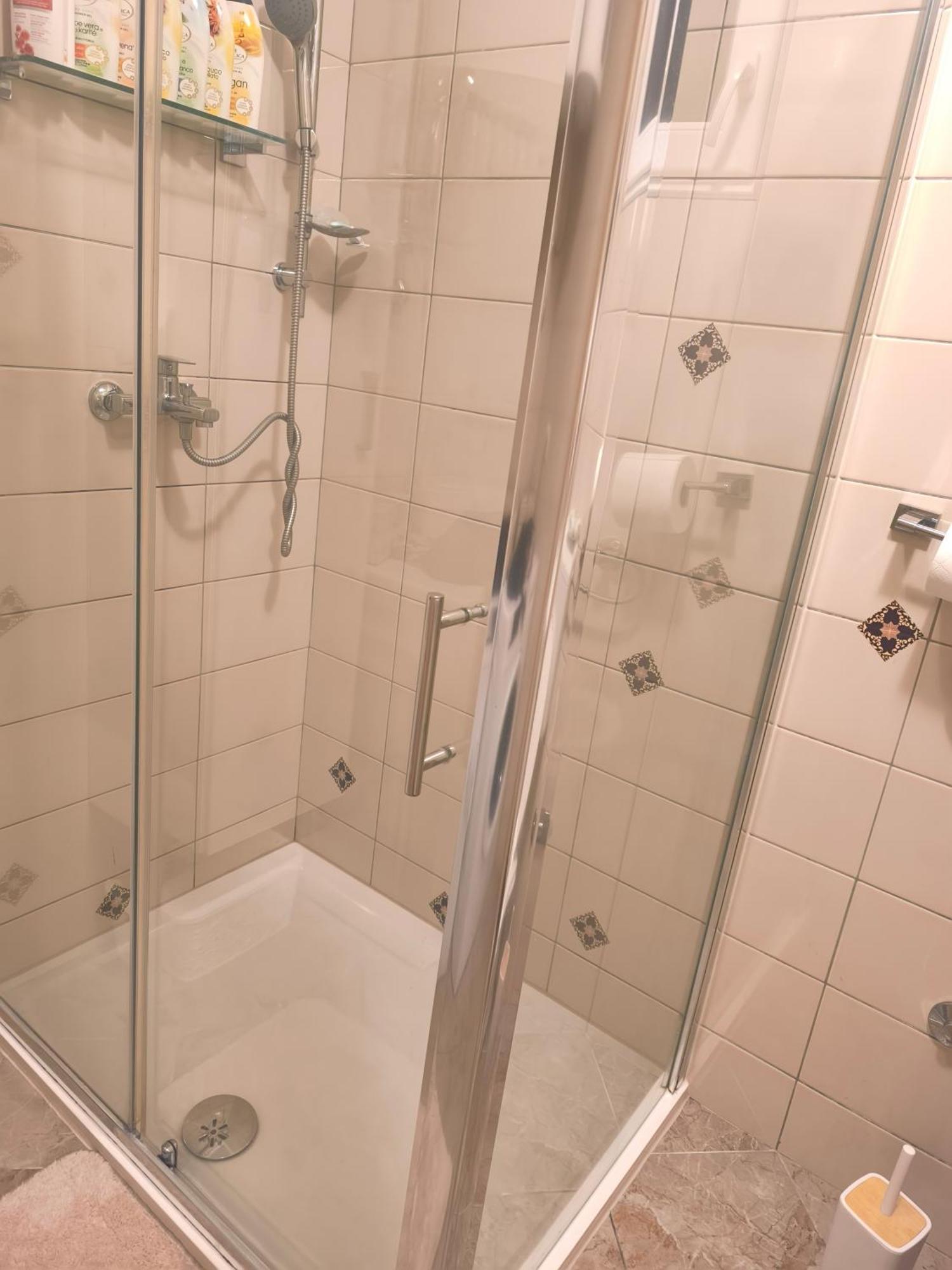 Apartman Rex Svinisce Zewnętrze zdjęcie